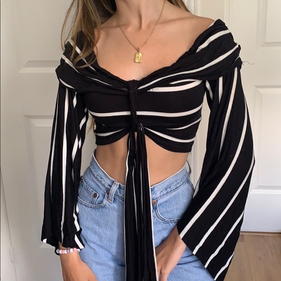 Crop top size XS/S - Picture 2 of 3